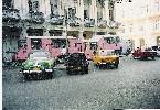 Der Kamel-Bus im Stadtverkehr